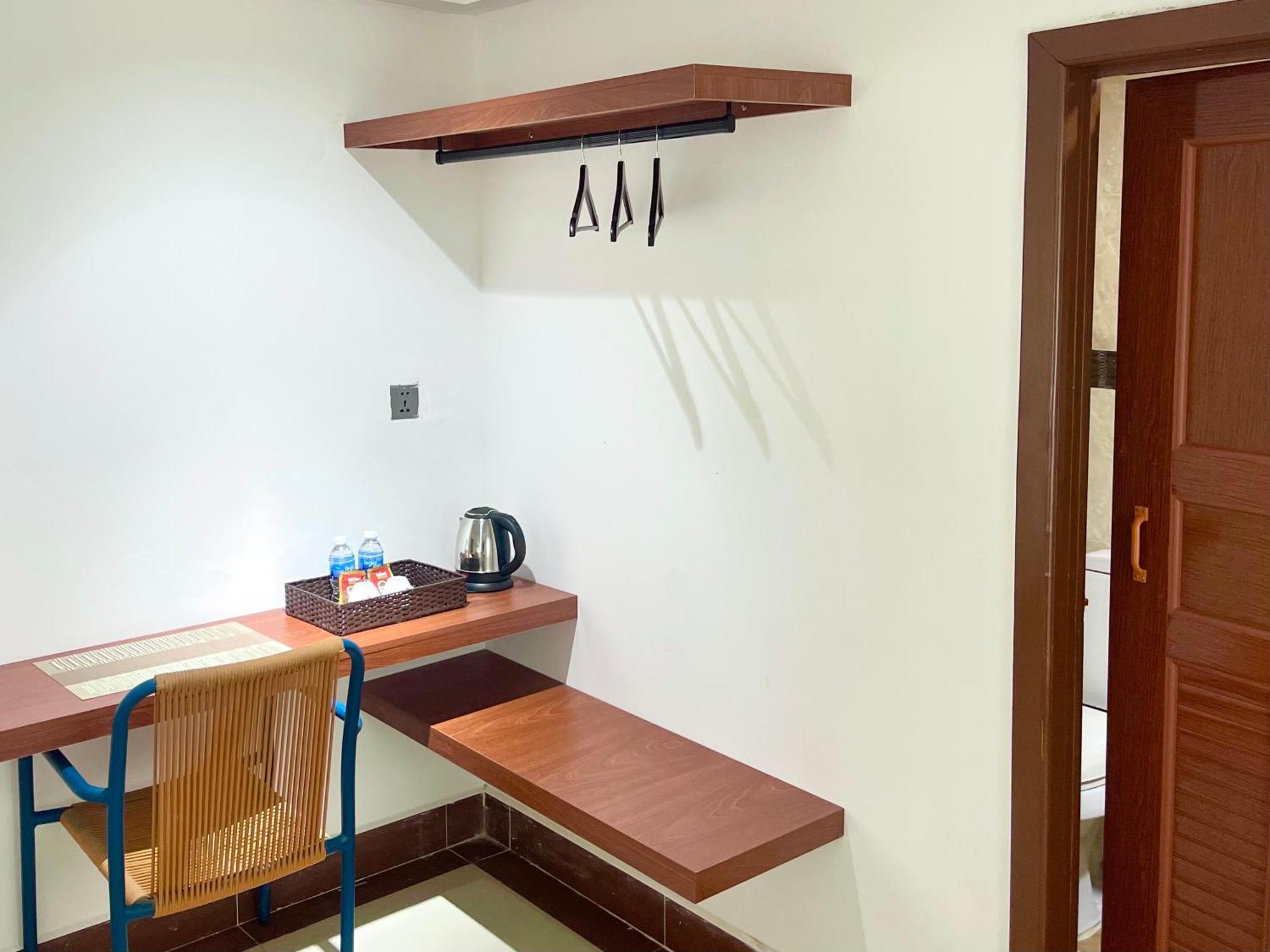 Sky Hotel Central Phnom Penh - Rooms & Apartments Exterior photo